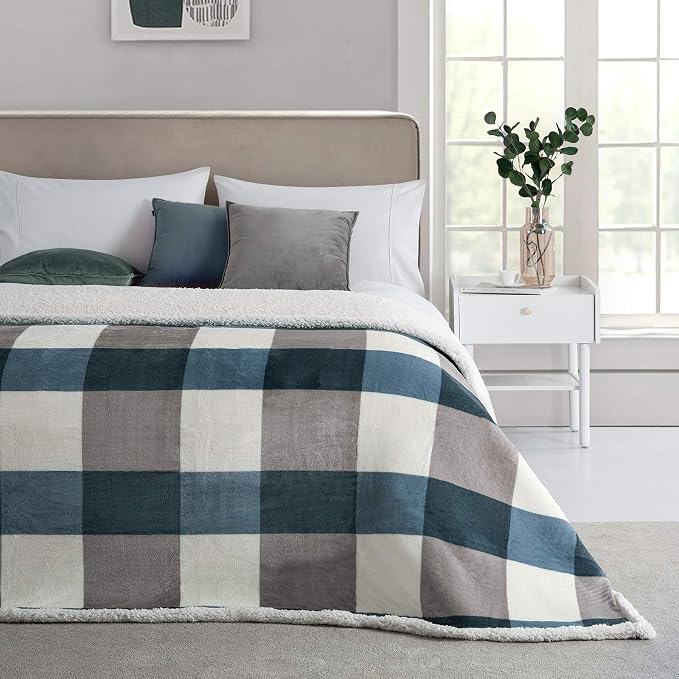 PU MEI Sherpa Fleece Throw Blanket 60" x 80" Reversible Plush Fluffy Large Big - Image 2
